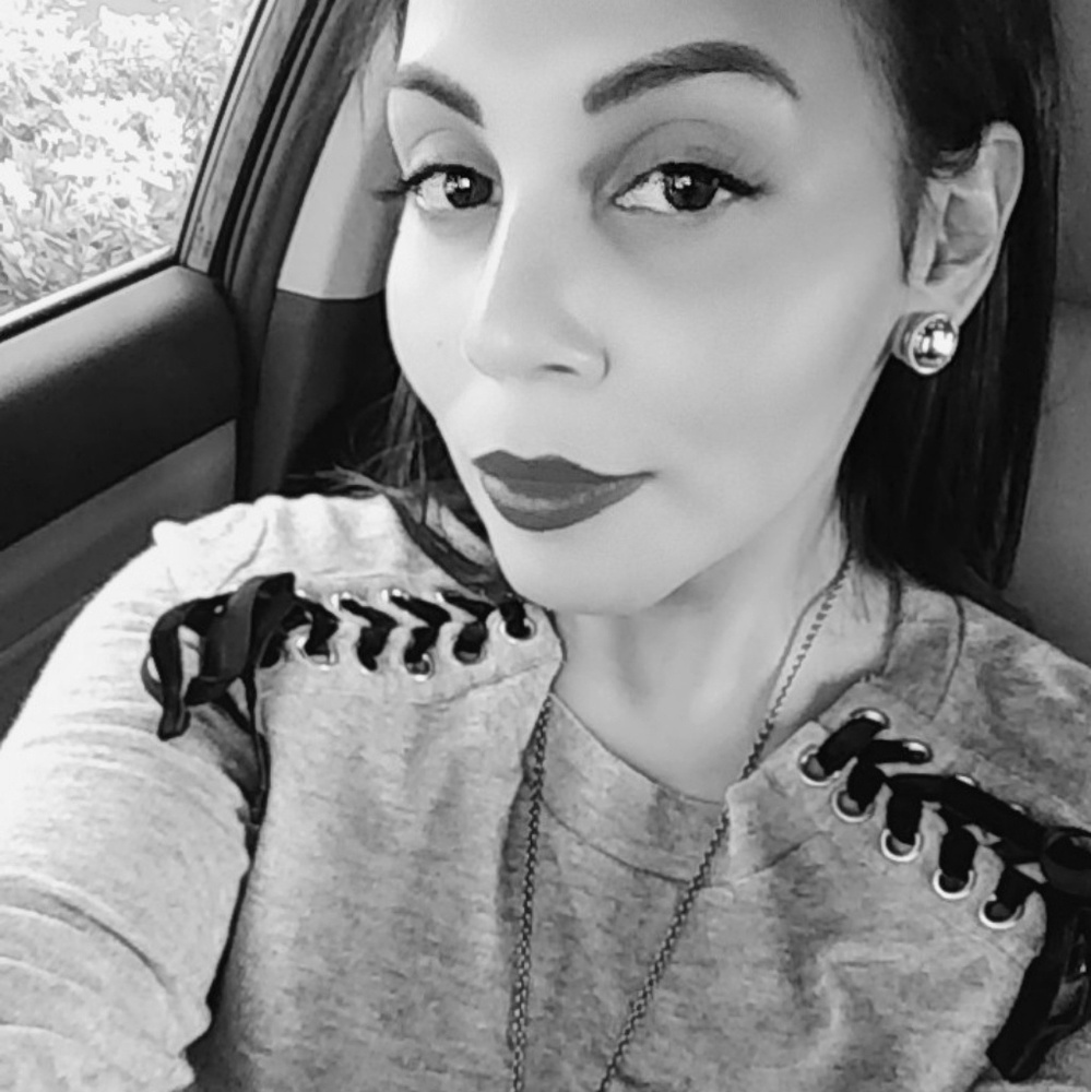 Meet your Posher, May